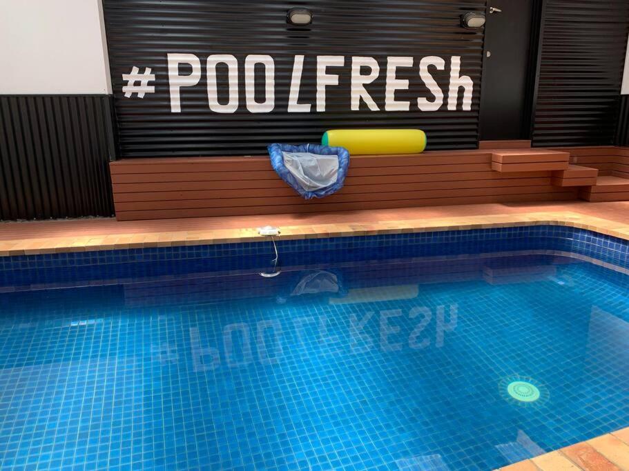 Poolfresh studio with indoor pool sleeps 5